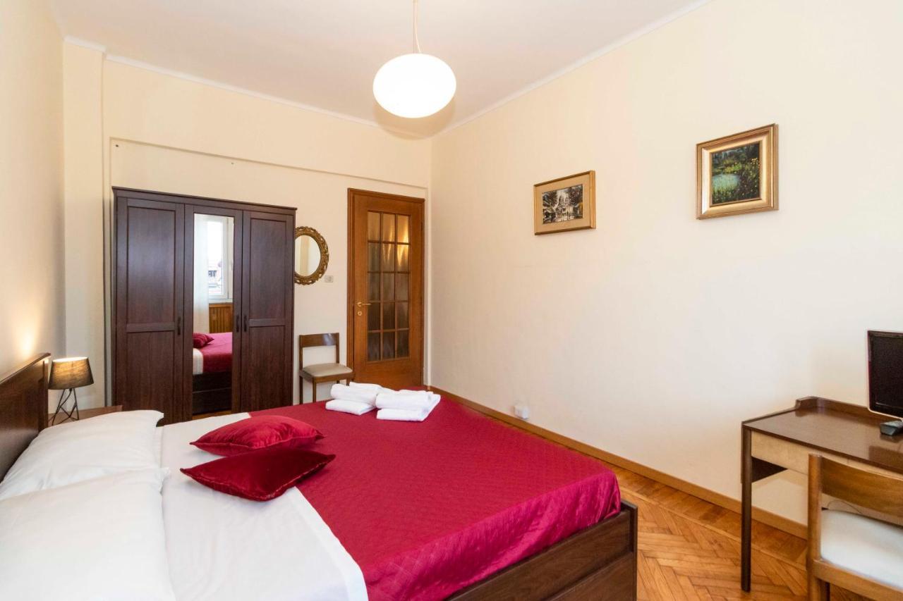 Tesoriera Comfy In Turin