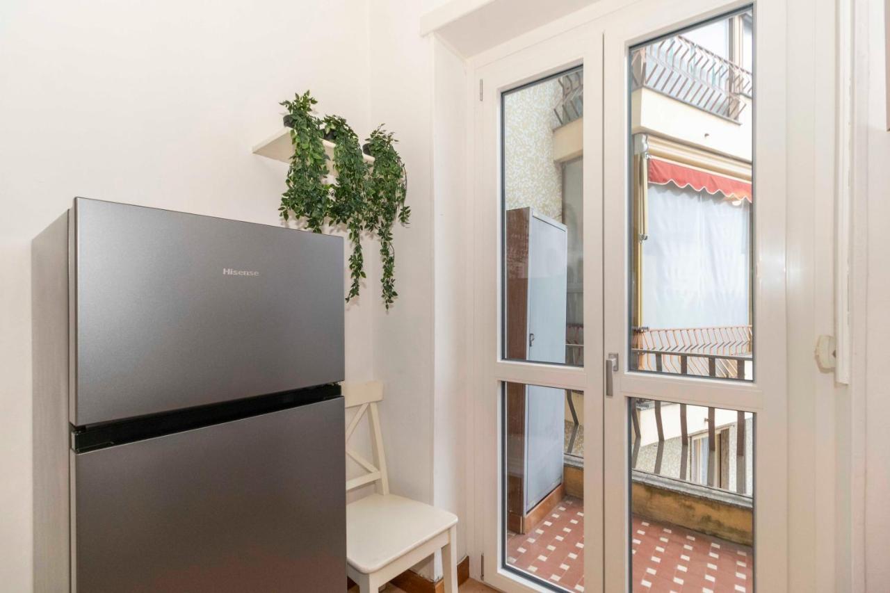 Apartment Tesoriera Comfy In Turin
