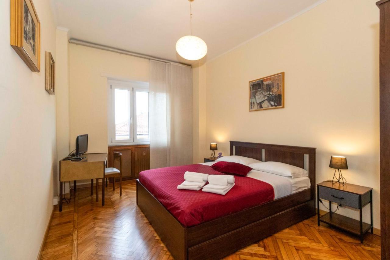 Tesoriera Comfy In Turin