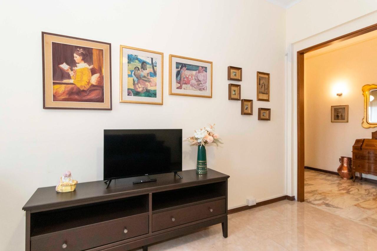 Apartment Tesoriera Comfy In Turin